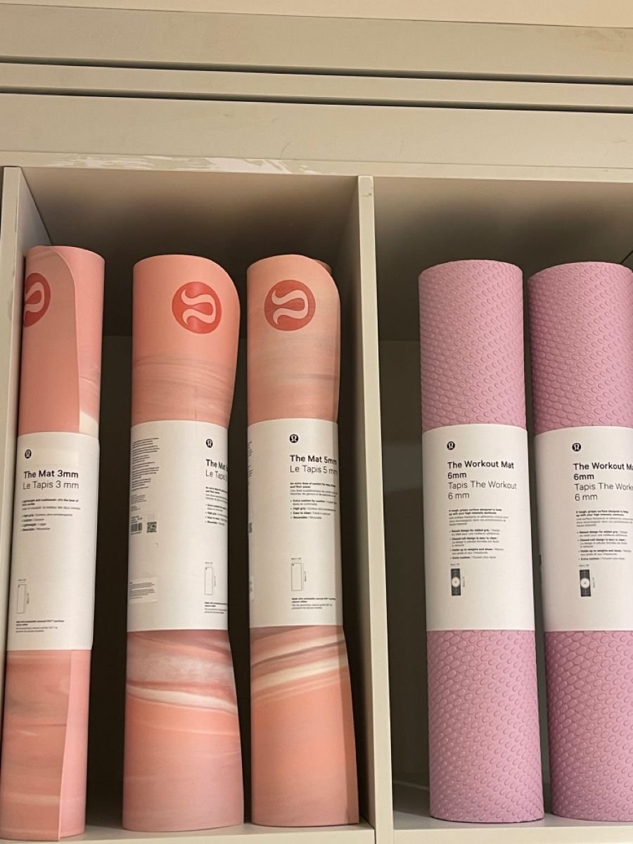 lululemon yoga mat