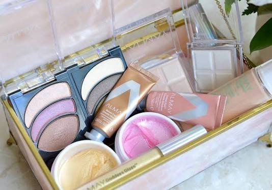 Almay Sensitive Skin Makeup Pallet