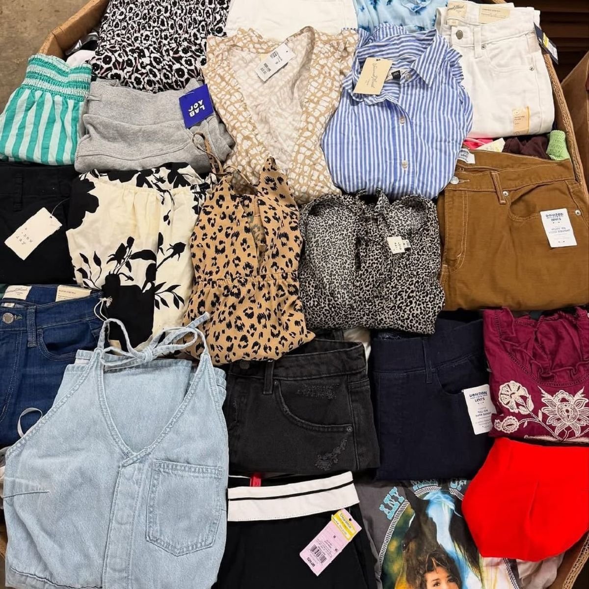 Free People Clothing Pallets for Sale